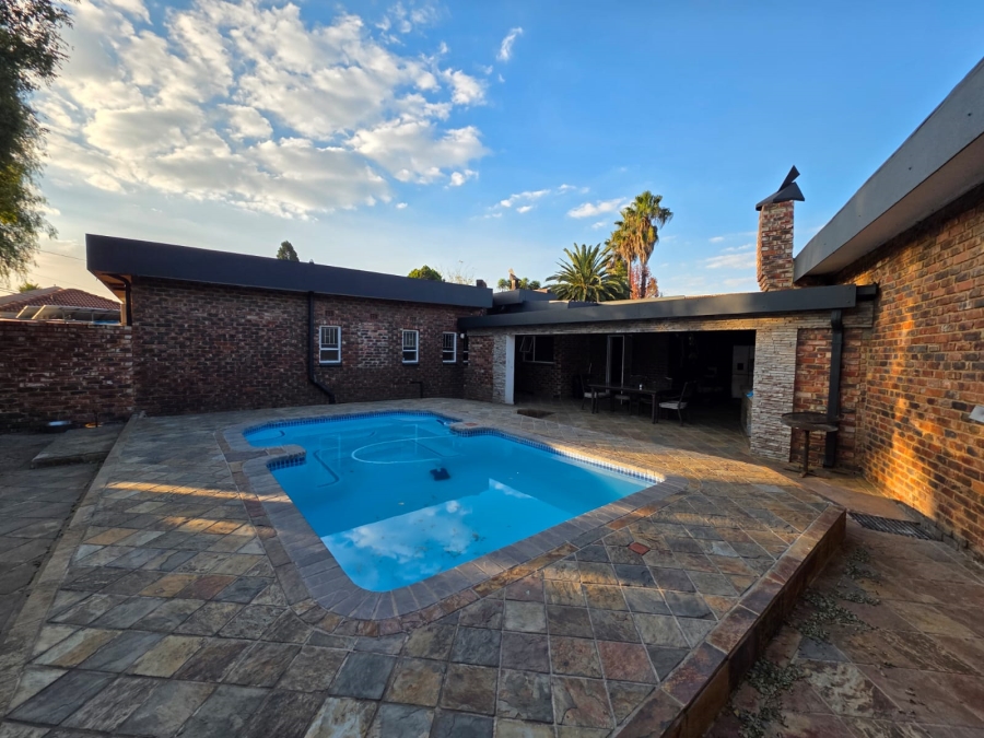 3 Bedroom Property for Sale in Vaalpark Free State